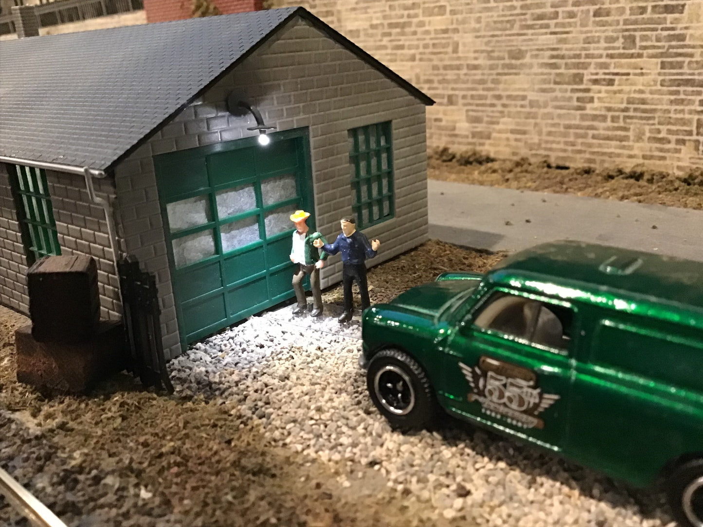 lamp with building and car
