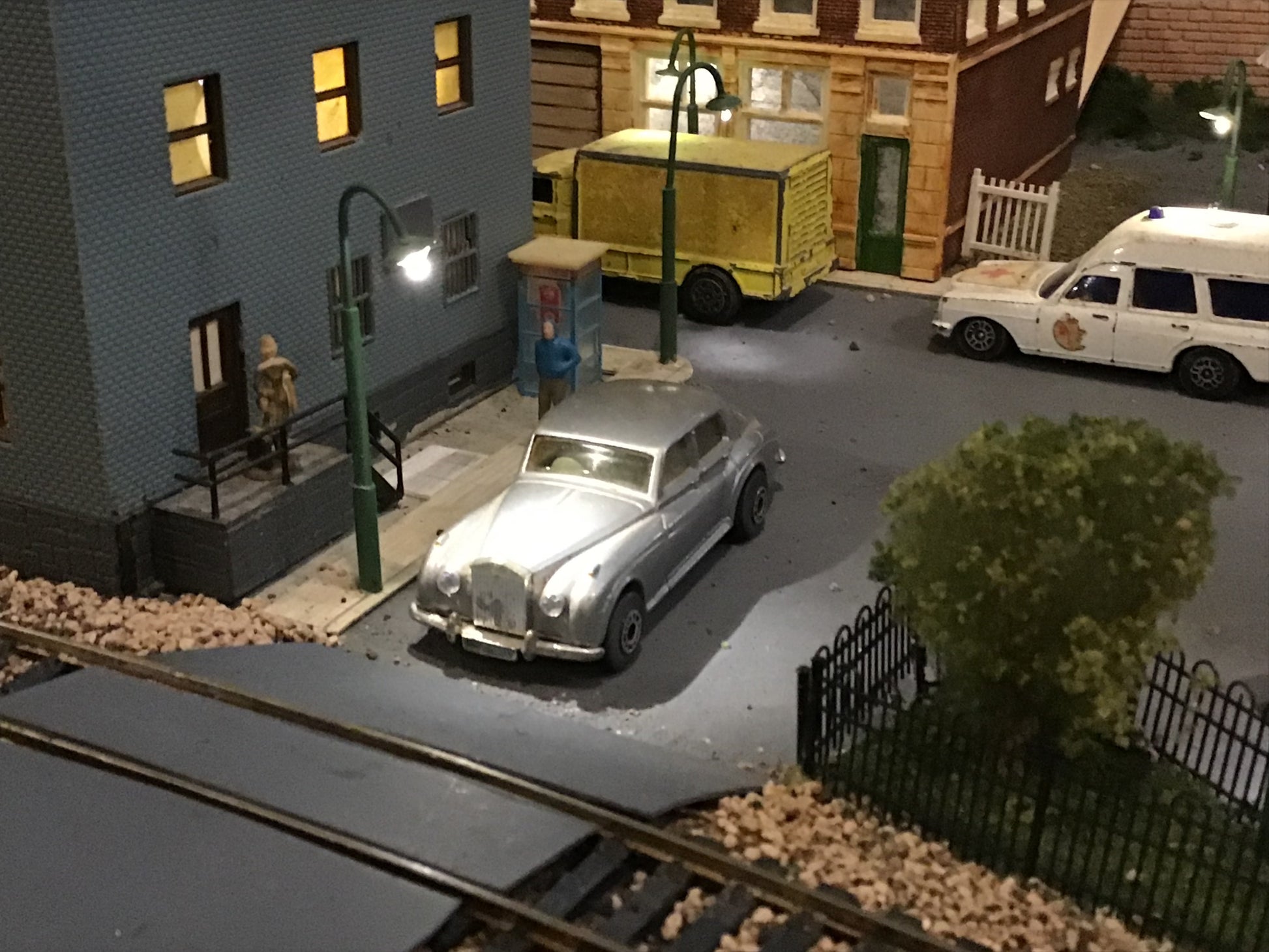 Car with swan neck light